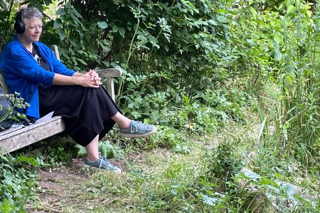 pond-listen-al-fresco